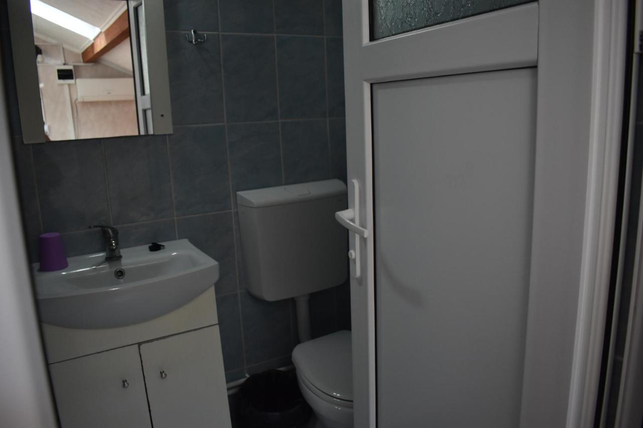Vila Maricris Tuzla Buitenkant foto