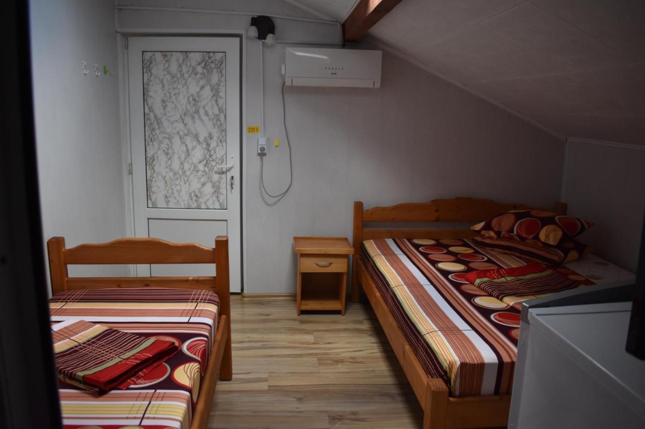 Vila Maricris Tuzla Buitenkant foto